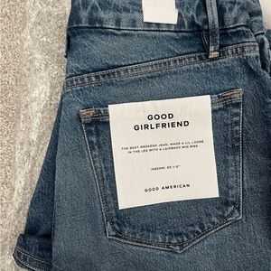 Good American Good Girlfriend Petite Denim Size 27 / 4